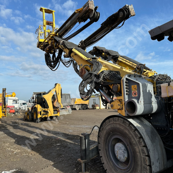 ATLAS COPCO L2D JUMBO BOOMER