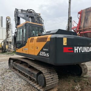 2023 MODEL HYUNDAI R220