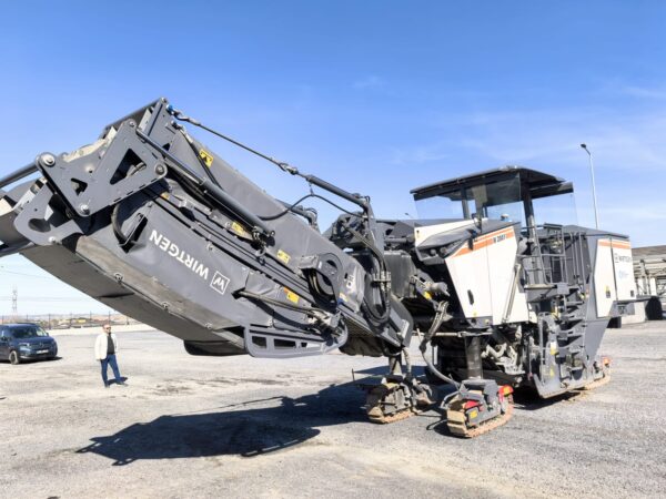 Wirtgen W200F
