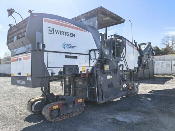 Wirtgen W200F