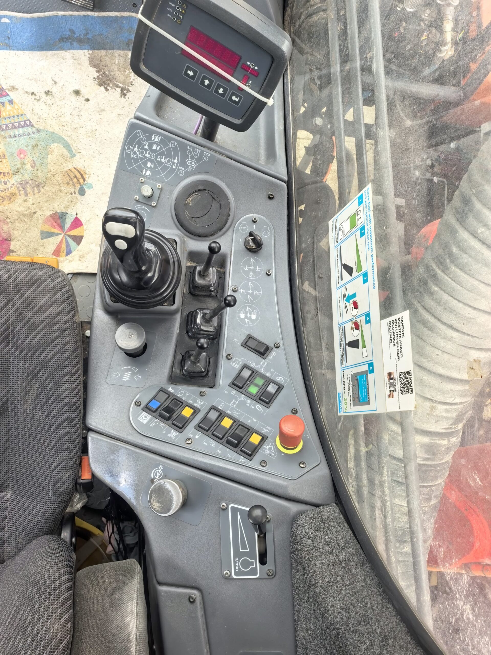 Sandvik DX800 Sandvik DX800
